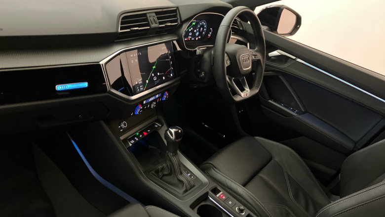 Audi Q3 45 TFSI e Black Edition 5dr S Tronic Estate